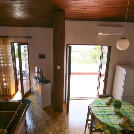 Darmy - Two Bedroom Trogir