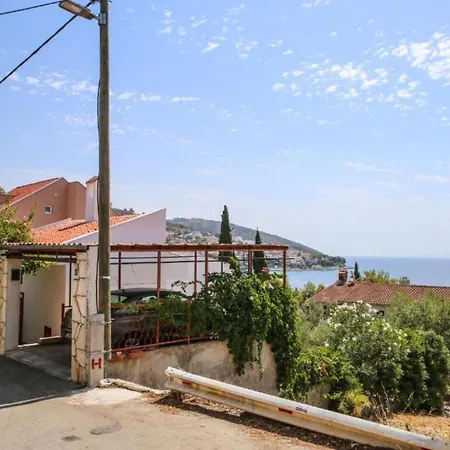 Appartement Darmy - Two Bedroom Trogir