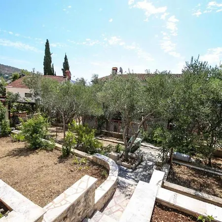 Darmy - Two Bedroom Appartement Trogir