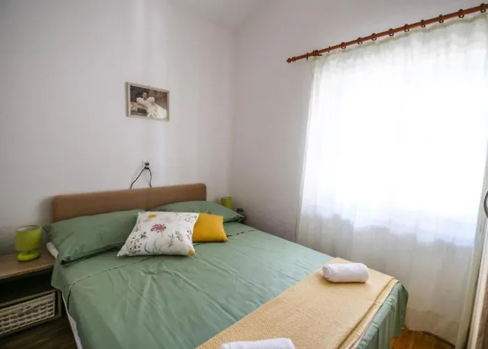 Darmy - Two Bedroom * 特罗吉尔