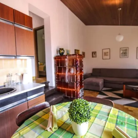 Darmy - Two Bedroom Apartament